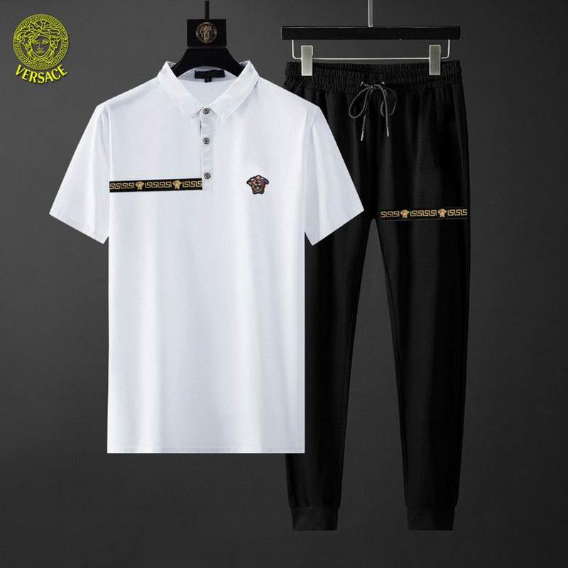 Versace Men's Suits 525